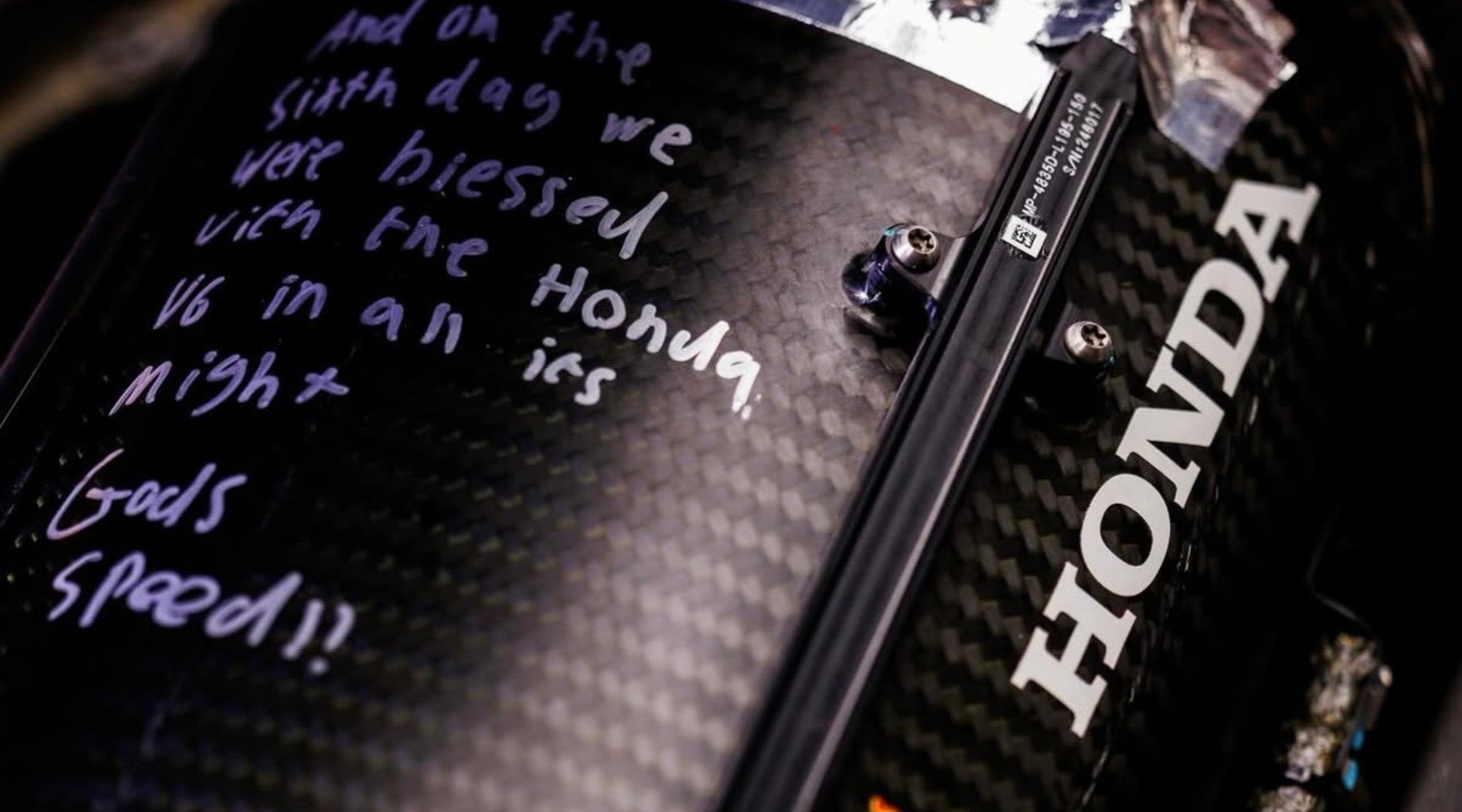 Red Bull 工程技師,對Honda 最溫柔的告白: