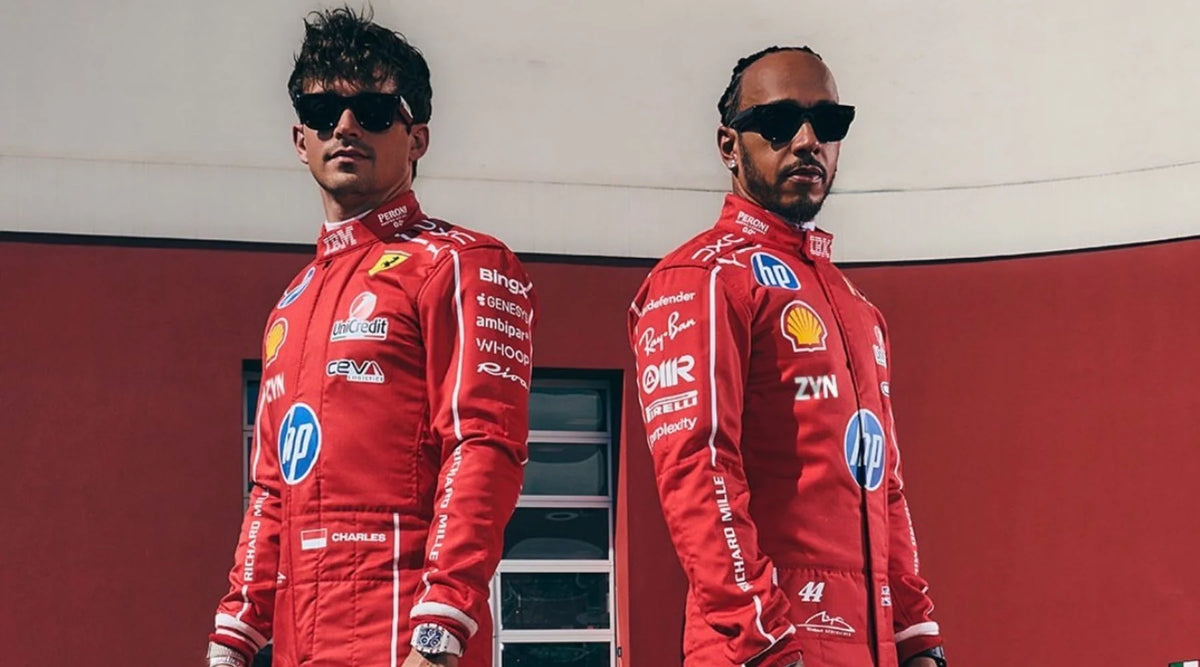 Ferrari 車手身穿紅色賽車服合影，迎接 2026 F1 義大利 Monza 大獎賽